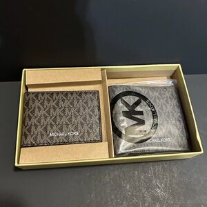 Michael Kors Black and Brown wallet & Card Holder Set
